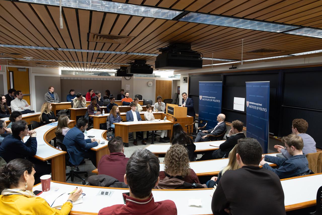 Αλ.Τσίπρας – Harvard Kennedy School: Τρεις άξονες για την επανάκαμψη των προοδευτικών δυνάμεων και την αντιμετώπιση της ακροδεξιάς σε Ευρώπη και ΗΠΑ